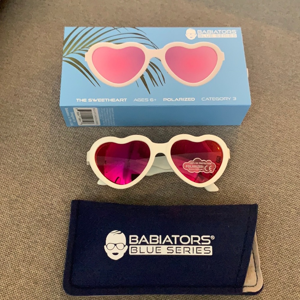 BABIATORS The Sweetheart Sunglasses
